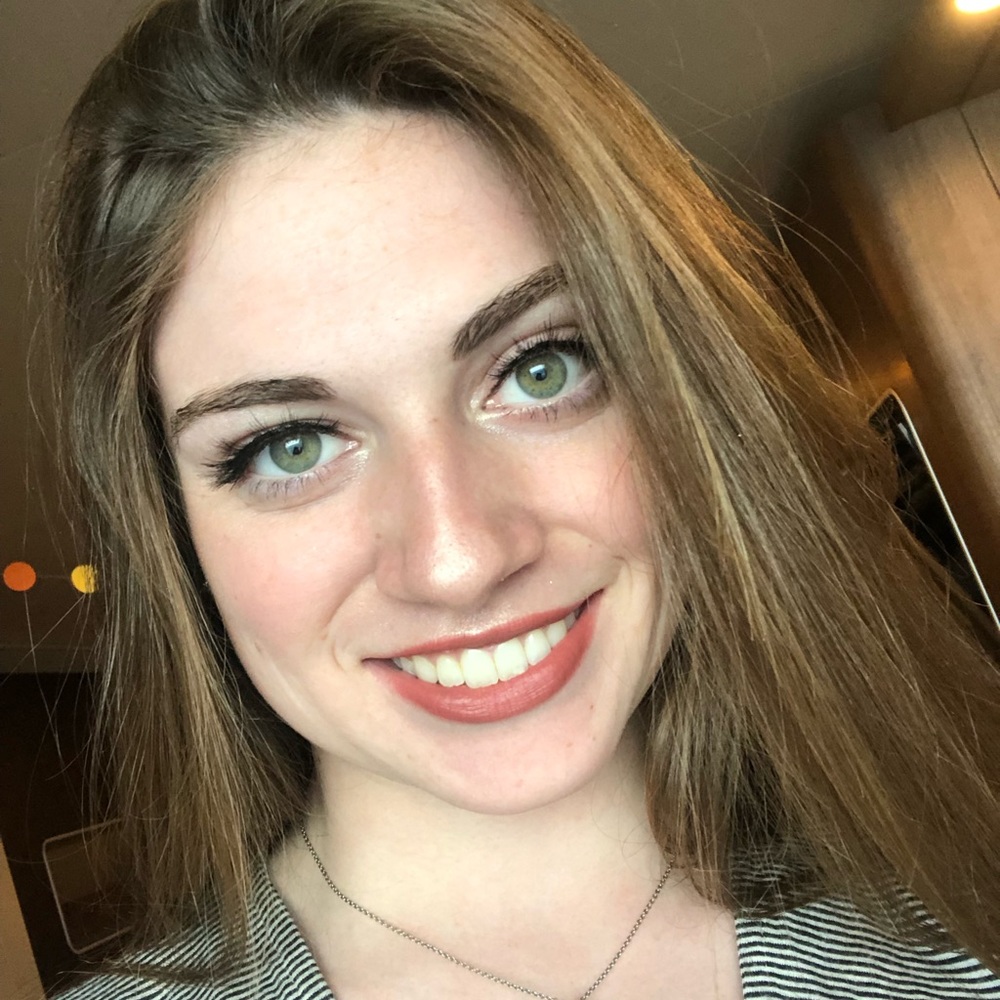 Meet your Posher, Avery